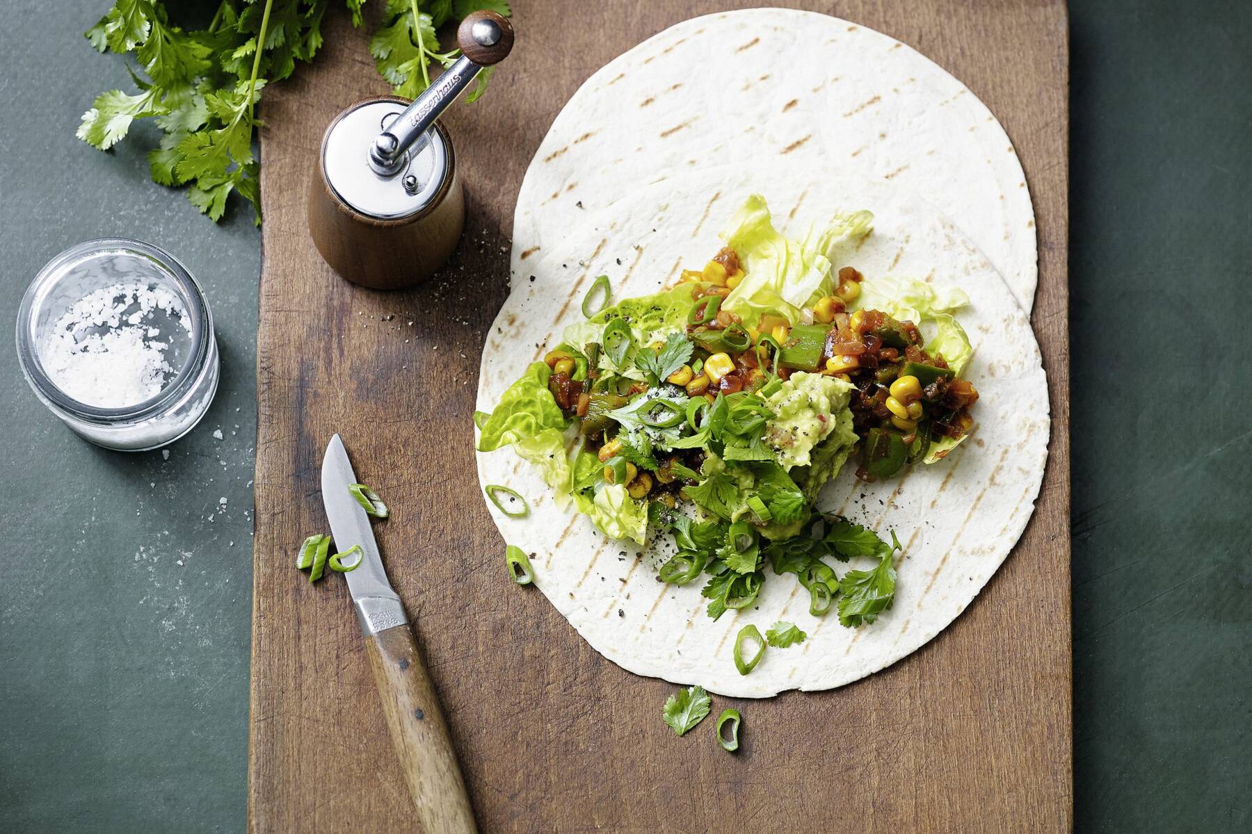 Vegane Tacos mit Paprika-Mais-Füllung Rezept | Küchengötter Vegane Tacos mit Paprika-Mais-Füllung Rezept | Küchengötter