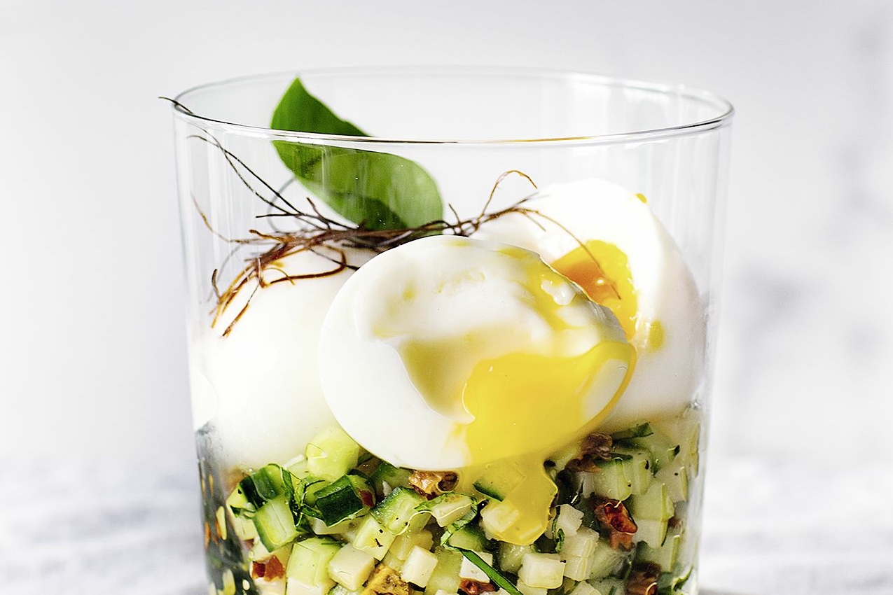 Tomaten-Eier im Glas mit Parmesan Rezept | Küchengötter Tomaten-Eier im Glas mit Parmesan Rezept | Küchengötter