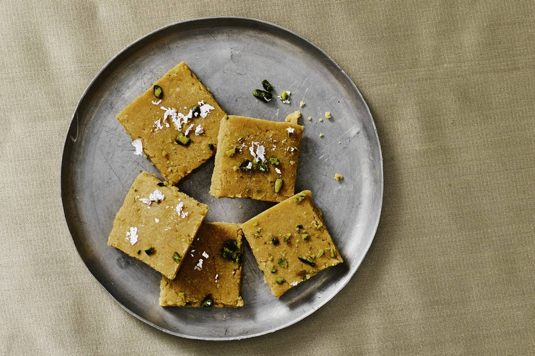 Kichererbsen- Kokos-Konfekt Rezept | Küchengötter Kichererbsen- Kokos-Konfekt Rezept | Küchengötter