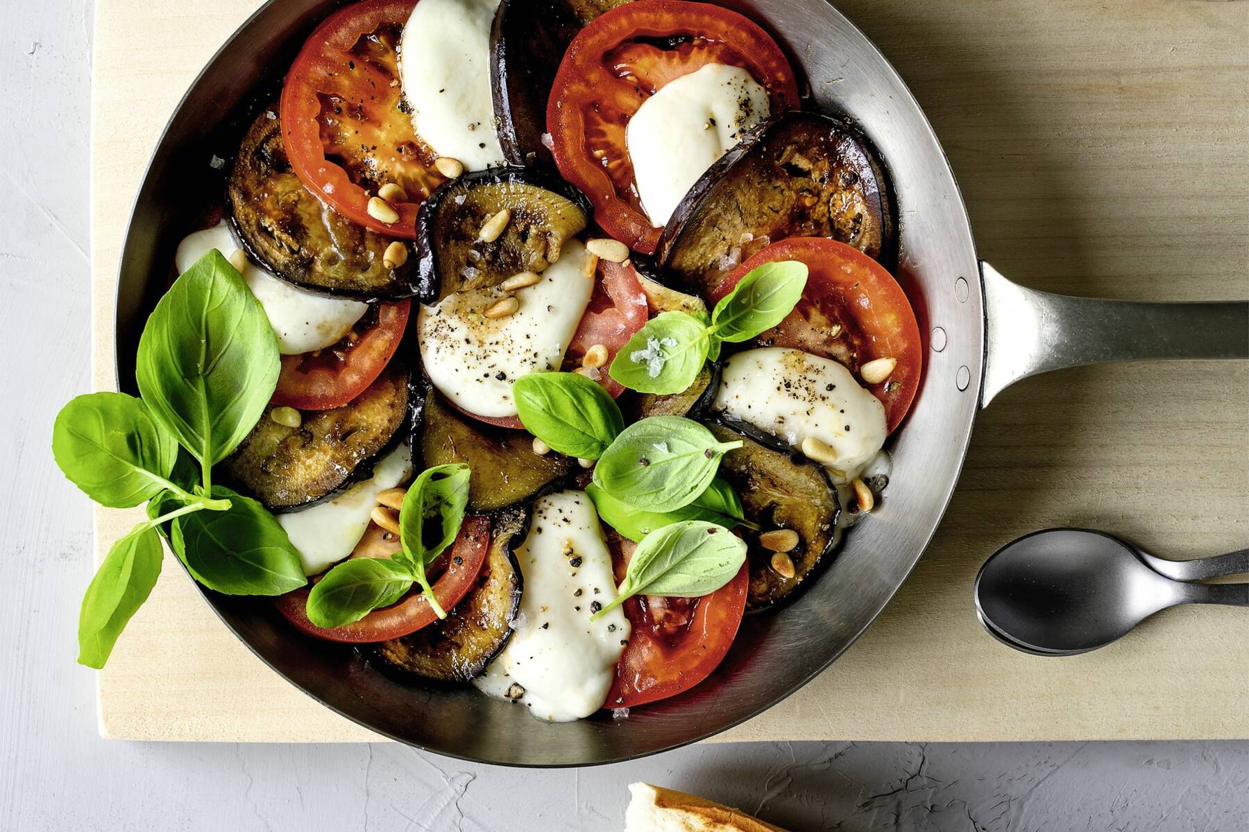 Mediterraner Sommerauflauf Nach Art Caprese - Rezepte Suchen Mediterraner Sommerauflauf Nach Art Caprese - Rezepte Suchen