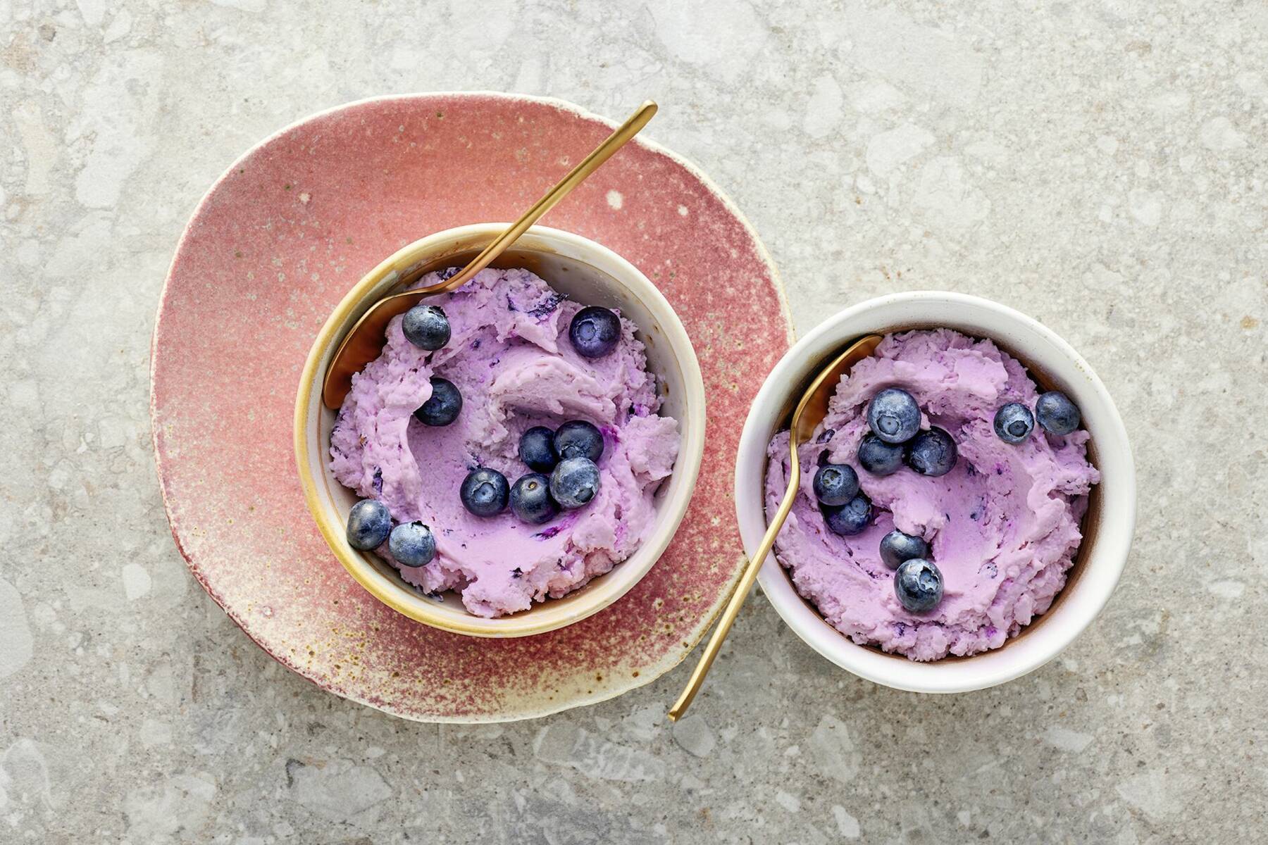 Zuckerfreier Frozen-Blueberry-Joghurt Rezept | Küchengötter Zuckerfreier Frozen-Blueberry-Joghurt Rezept | Küchengötter