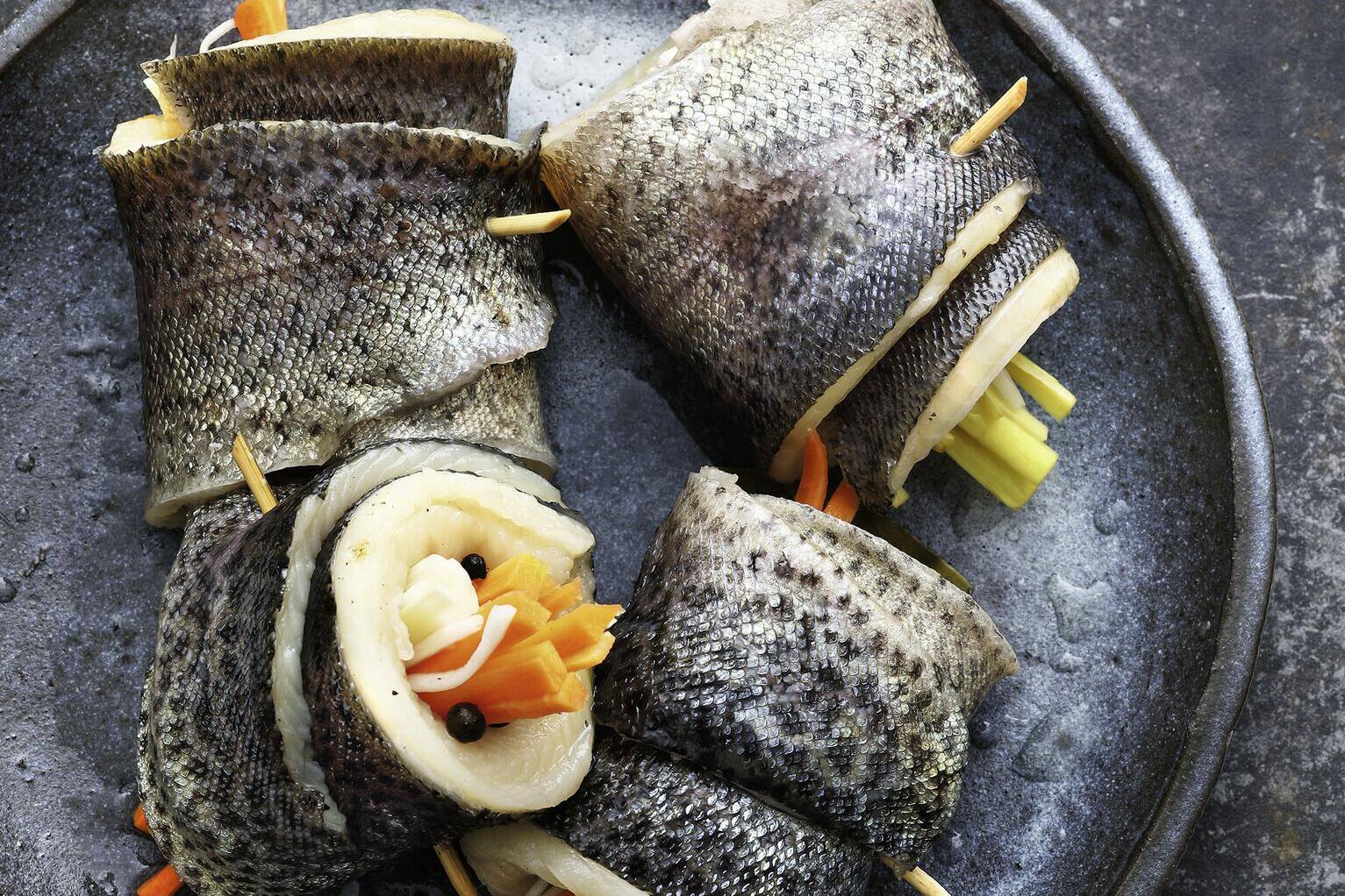 Bachforellen-Rollmops Rezept | Küchengötter Bachforellen-Rollmops Rezept | Küchengötter