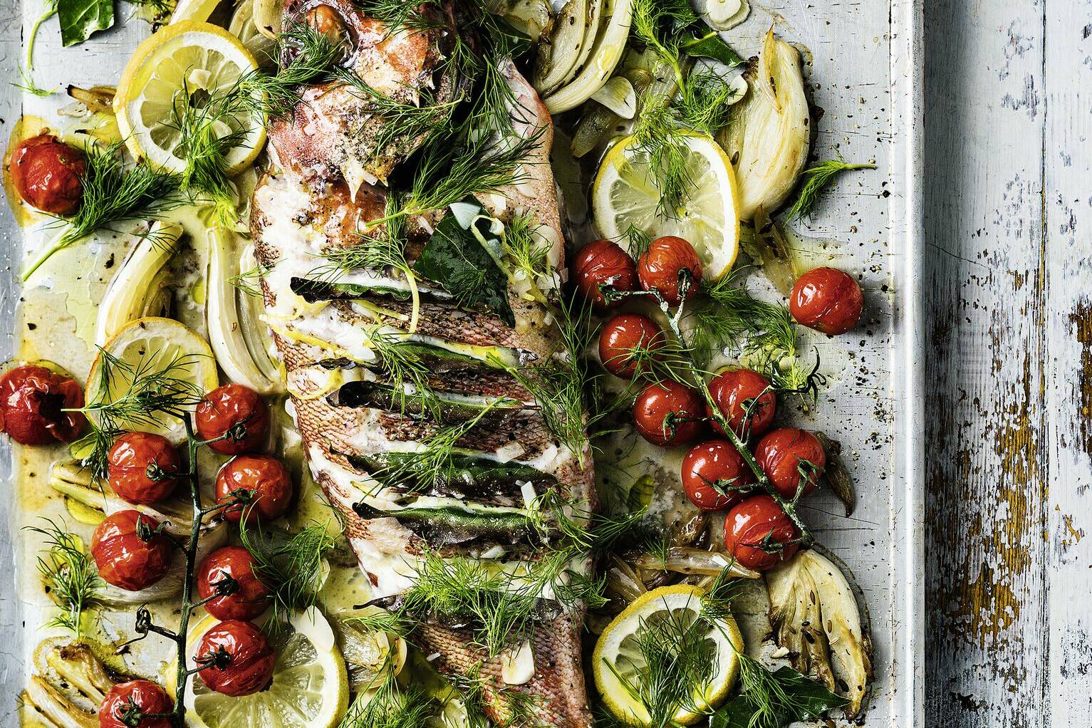 Lorbeergespickter Rotbarsch mit Fenchel Rezept | Küchengötter Lorbeergespickter Rotbarsch mit Fenchel Rezept | Küchengötter