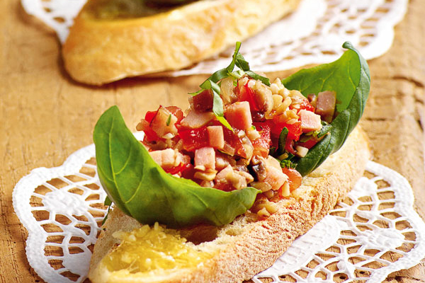 Croustini Mit Erdnuss Feigencreme Und Coppaschinken - Rezepte Suchen Croustini Mit Erdnuss Feigencreme Und Coppaschinken - Rezepte Suchen