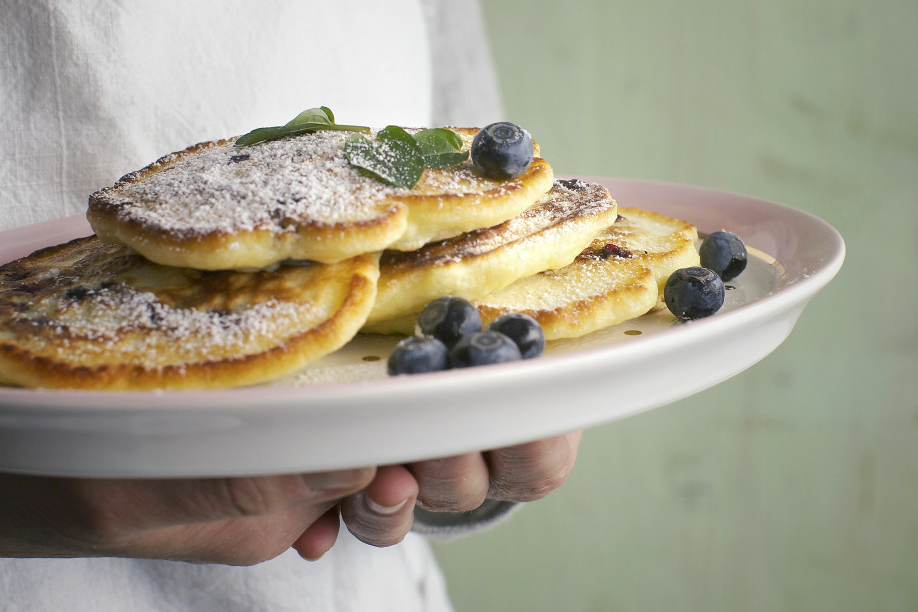 Heißgeliebte Blaubeerpfannkuchen Rezept | Küchengötter Heißgeliebte Blaubeerpfannkuchen Rezept | Küchengötter