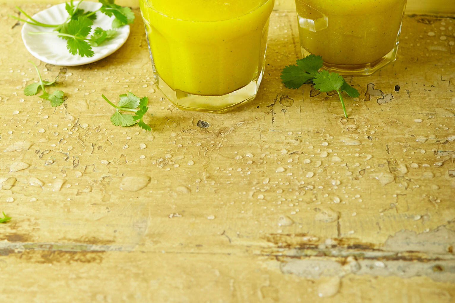 Mango-Koriander-Smoothie Rezept | Küchengötter Mango-Koriander-Smoothie Rezept | Küchengötter