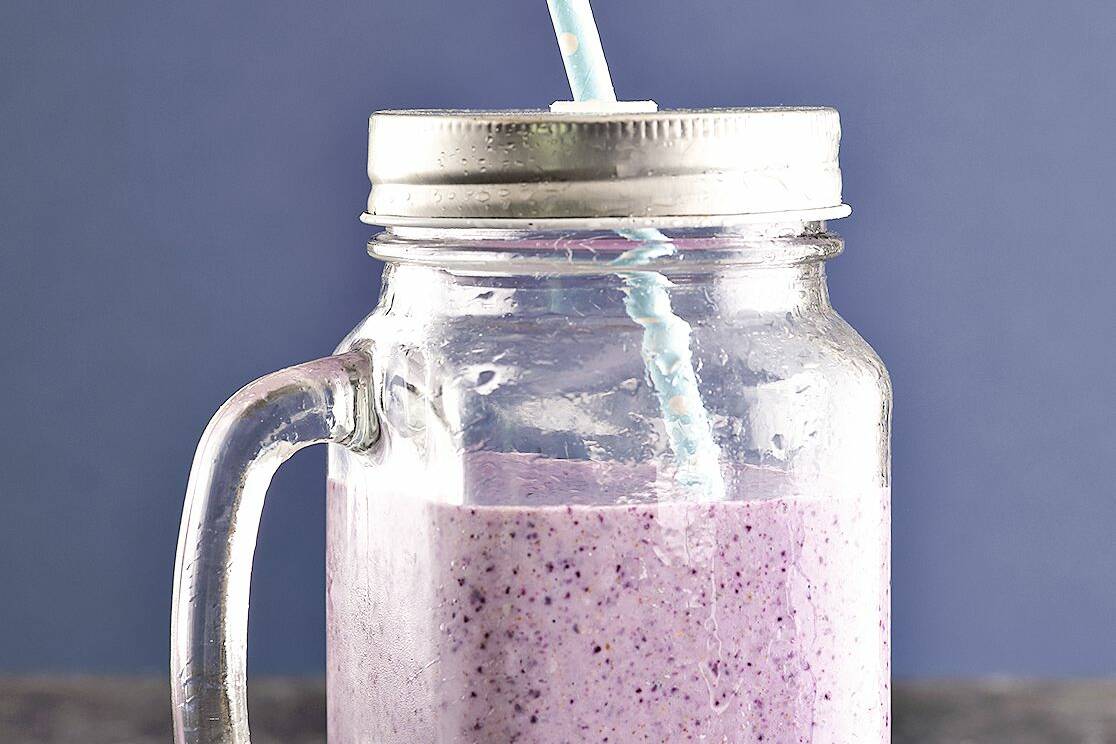 Heidelbeer-Eiweißdrink Rezept | Küchengötter