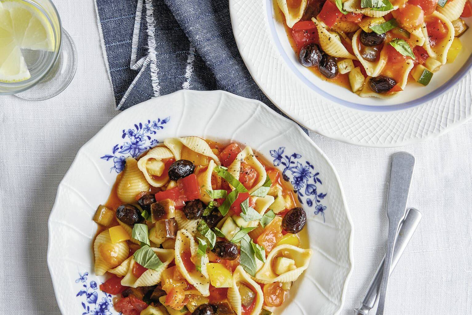 One Pot Ratatouille-Pasta mit Oliven | Küchengötter