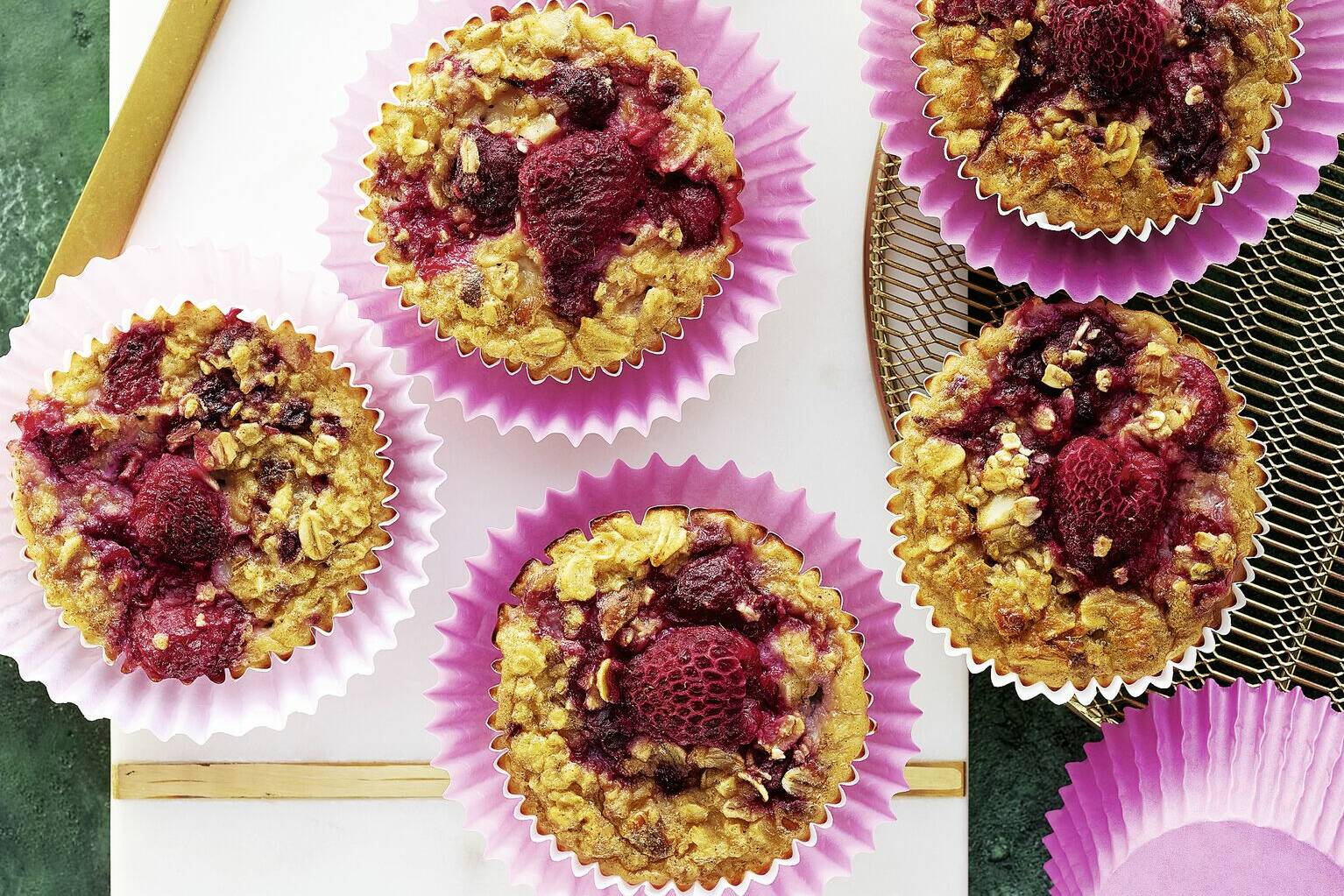 Himbeer-Müsli-Muffins Rezept | Küchengötter Himbeer-Müsli-Muffins Rezept | Küchengötter