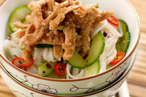 Asia-Sesam-Hähnchen-Salat Rezept | Küchengötter