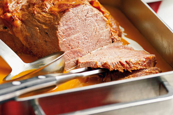 Kalbsbraten mit Koriandersauce Rezept | Küchengötter Kalbsbraten mit Koriandersauce Rezept | Küchengötter