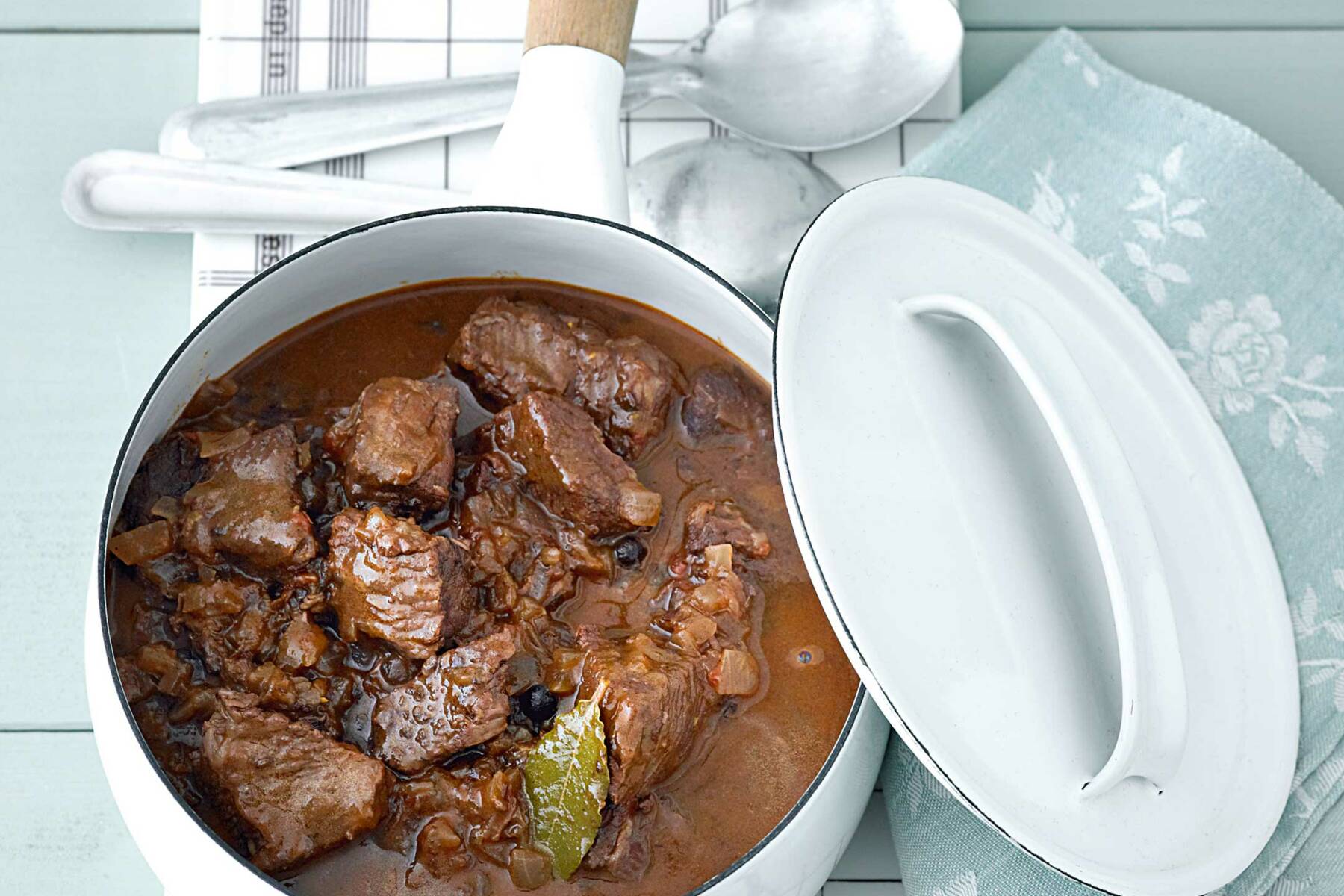 Aromatisches Rindergulasch Rezept Kuchengotter