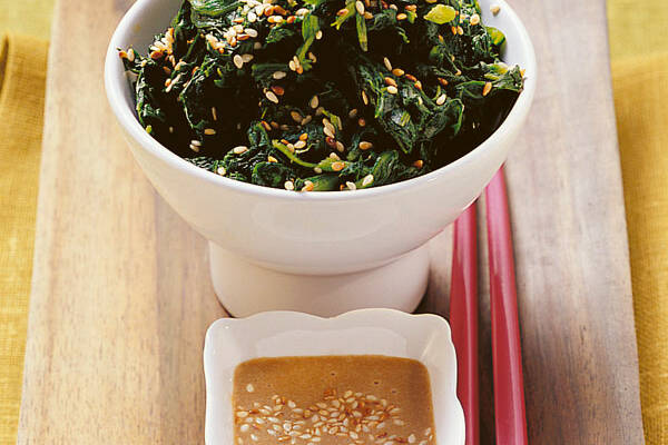 Spinat mit Sesamsauce | Horenso Gomae | Küchengötter Spinat mit Sesamsauce | Horenso Gomae | Küchengötter