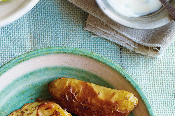 Gewürzkartoffeln mit Joghurtdip Rezept | Küchengötter Gewürzkartoffeln mit Joghurtdip Rezept | Küchengötter