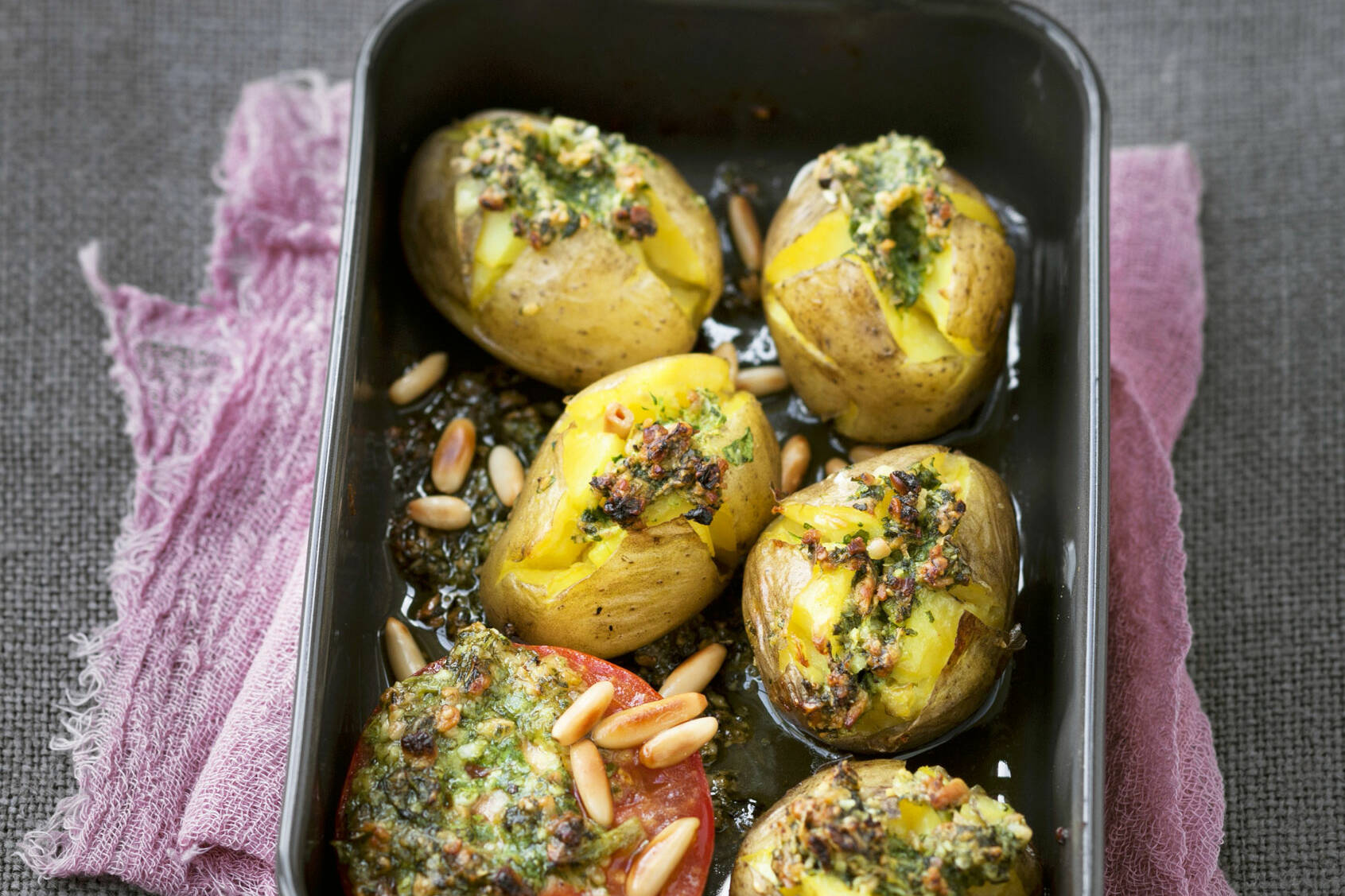 Kartoffeln mit Rucolapesto Rezept | Küchengötter