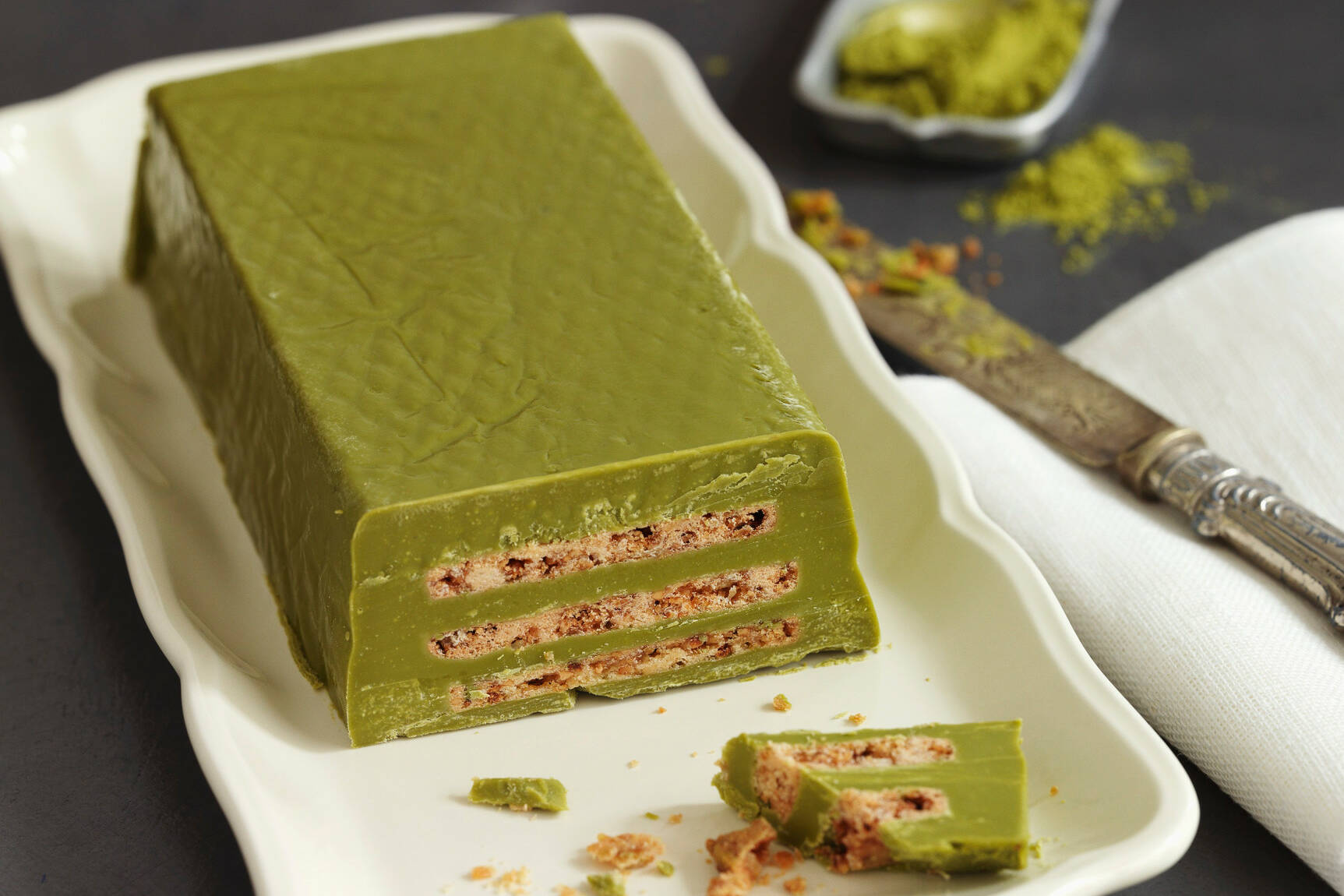 Keks-Schichttorte mit Matcha | Layer Cake | Küchengötter Keks-Schichttorte mit Matcha | Layer Cake | Küchengötter