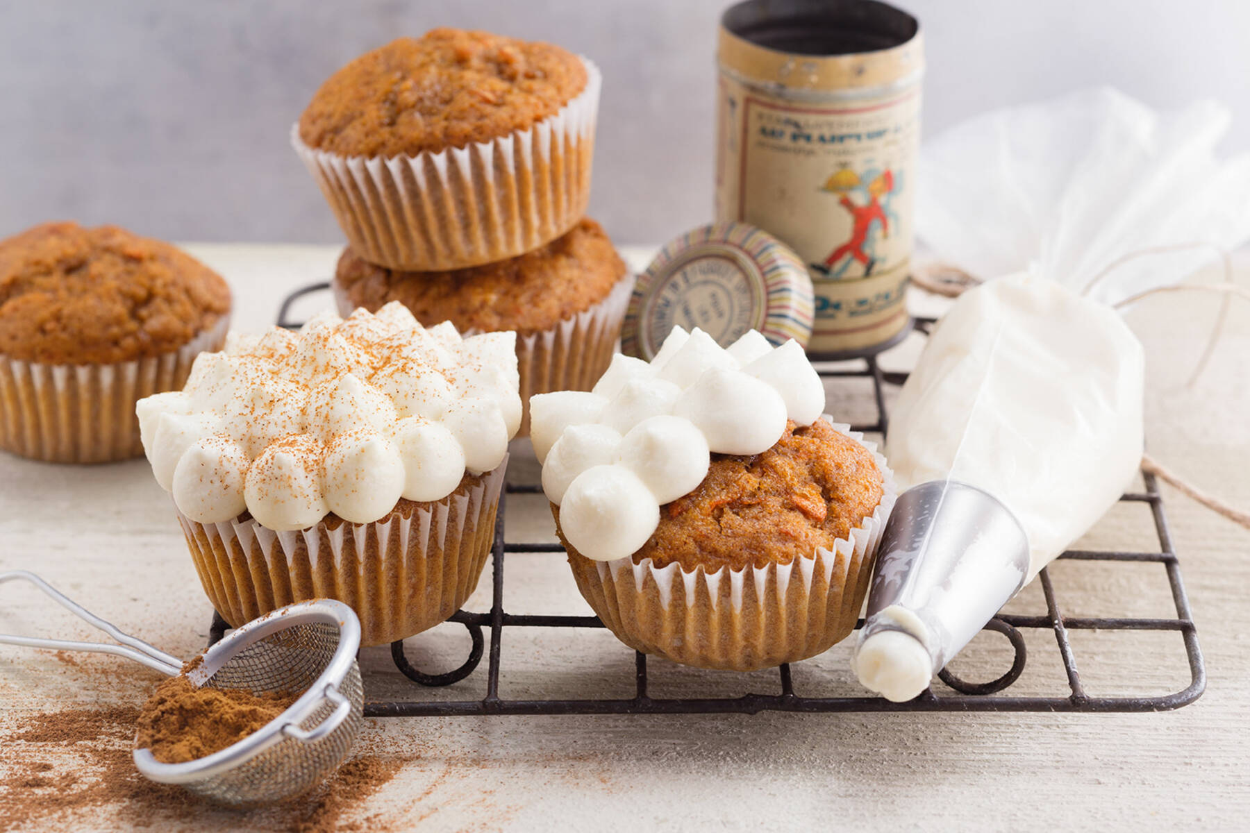 Kürbis-Cupcakes mit Ahornsirup Rezept | Küchengötter