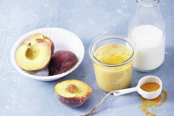 Pfirsich-Milch-Smoothie Rezept | Küchengötter Pfirsich-Milch-Smoothie Rezept | Küchengötter