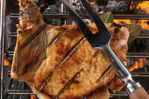 Schweinekoteletts mit Salbei Rezept | Küchengötter Schweinekoteletts mit Salbei Rezept | Küchengötter