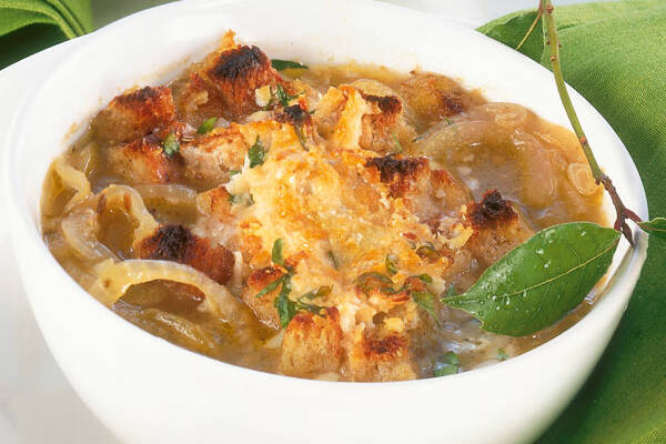 Französische Zwiebelsuppe Rezept | Küchengötter Französische Zwiebelsuppe Rezept | Küchengötter