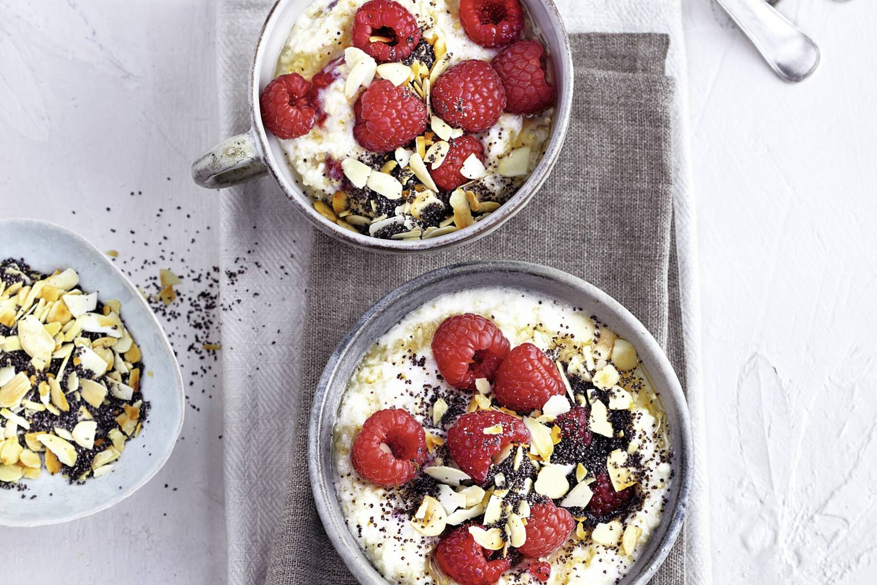 Hirse-Himbeer-Müsli mit Mohn Rezept | Küchengötter Hirse-Himbeer-Müsli mit Mohn Rezept | Küchengötter