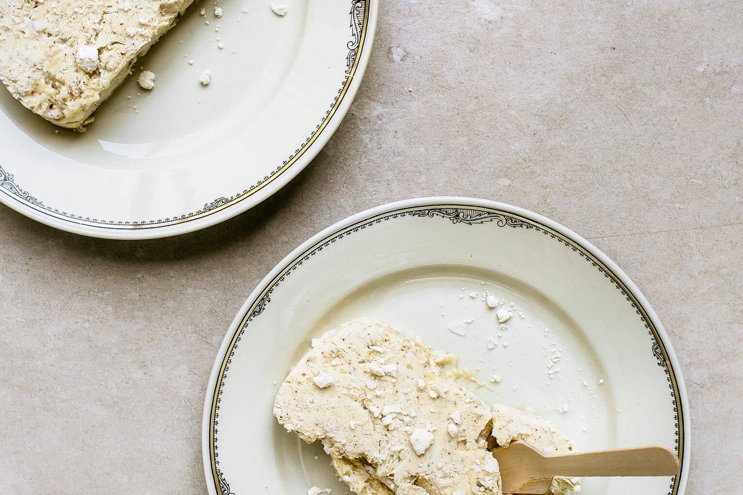 Lemon-Curd-Semifreddo Rezept | Küchengötter Lemon-Curd-Semifreddo Rezept | Küchengötter