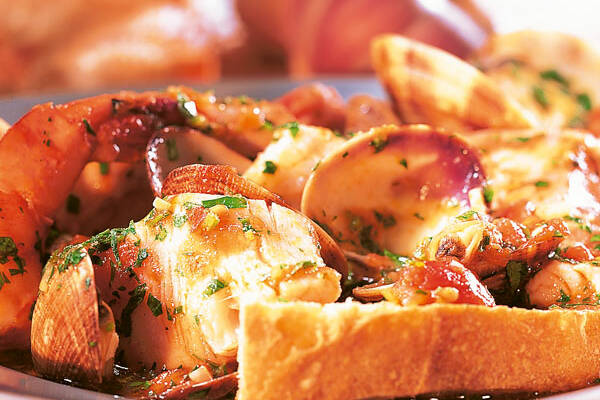 Italienische Fischsuppe Rezept | Küchengötter Italienische Fischsuppe Rezept | Küchengötter