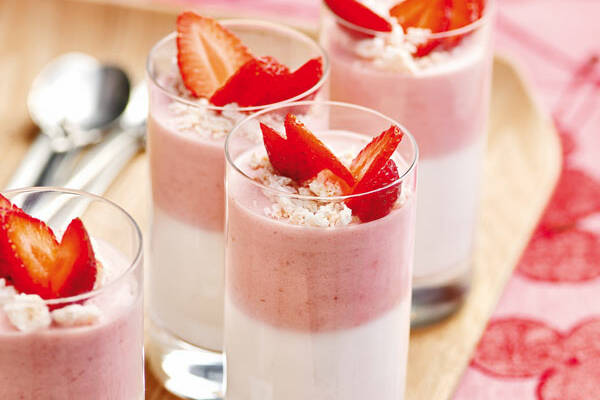 Erdbeer-Zitronen-Creme mit Joghurt Rezept | Küchengötter Erdbeer-Zitronen-Creme mit Joghurt Rezept | Küchengötter