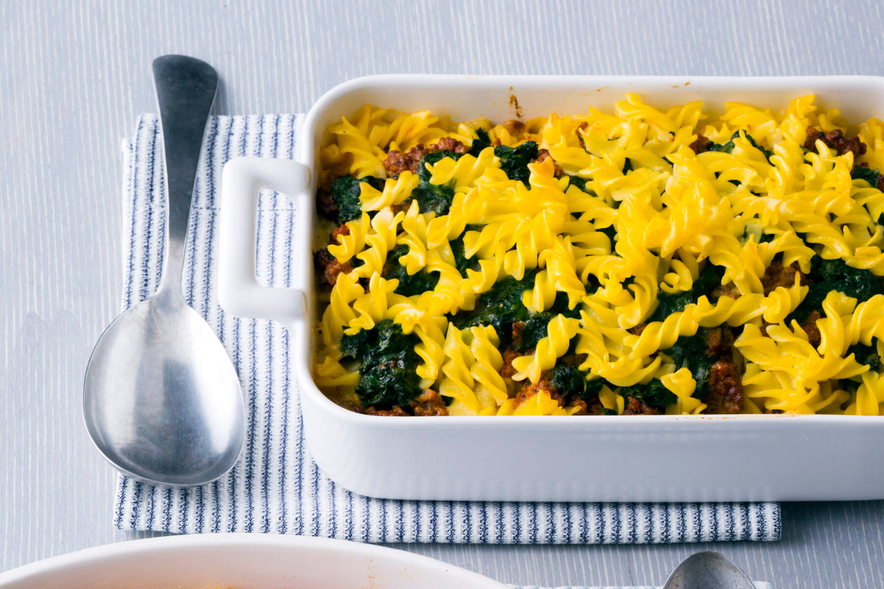 Grün gestreifter Nudelauflauf Rezept | Küchengötter