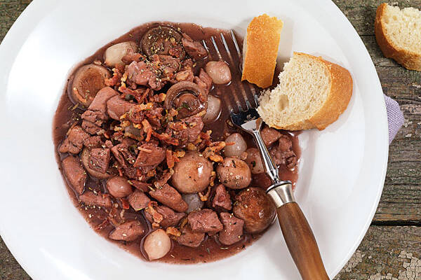 Hähnchen-Pilz-Ragout Rezept | Küchengötter Hähnchen-Pilz-Ragout Rezept | Küchengötter