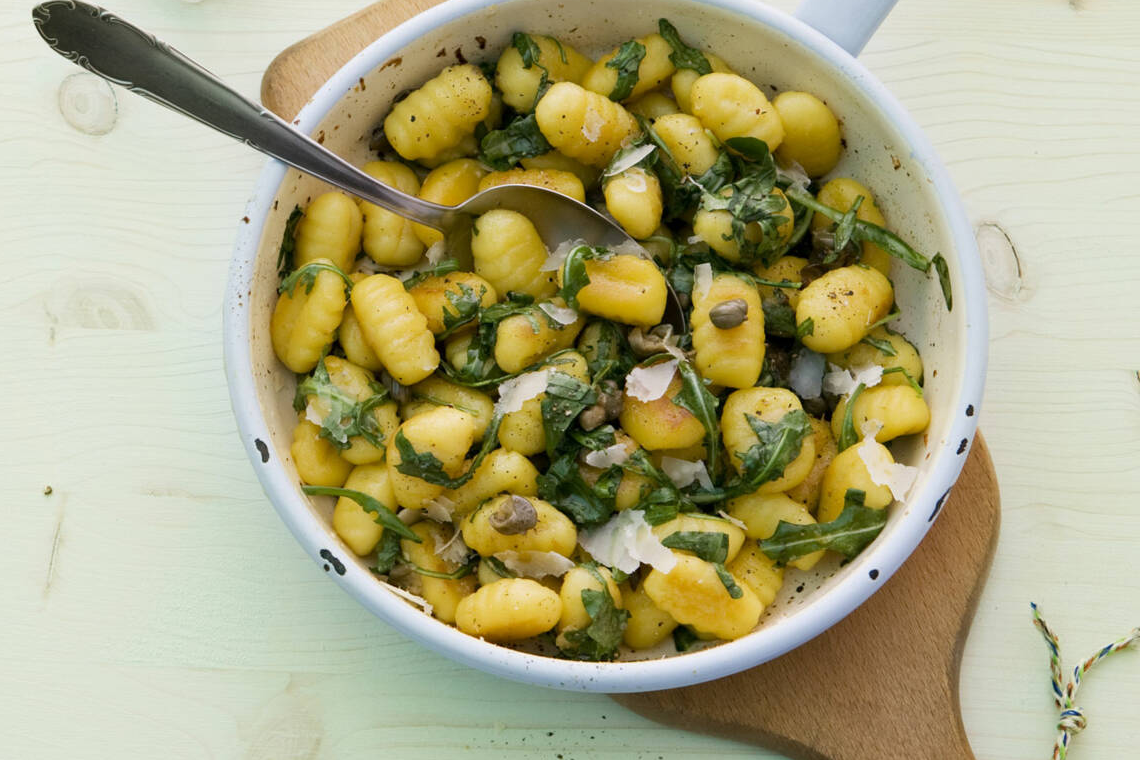 Gnocchi mit Rucolabutter Rezept | Küchengötter Gnocchi mit Rucolabutter Rezept | Küchengötter
