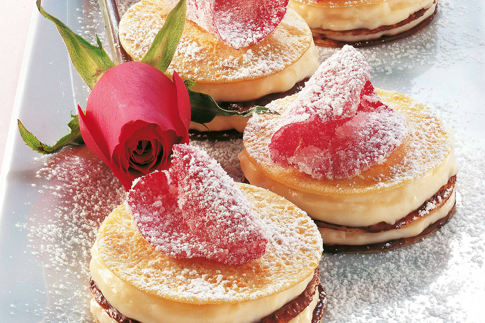 Die Besten Rezepte Mit Rosenwasser Kchengtter Die Besten Rezepte Mit Rosenwasser Kchengtter