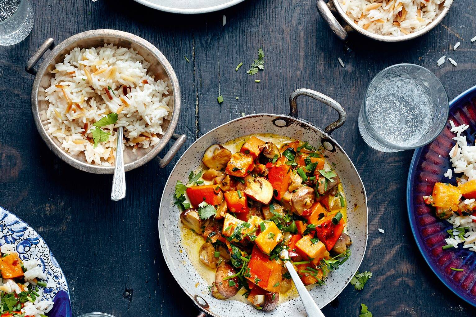 Pilav mit Kürbis-Kastanien-Ragout Rezept | Küchengötter Pilav mit Kürbis-Kastanien-Ragout Rezept | Küchengötter