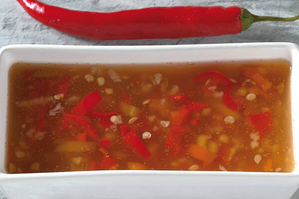 Thai Chili-Chicken-Sauce Rezept | Küchengötter Thai Chili-Chicken-Sauce Rezept | Küchengötter