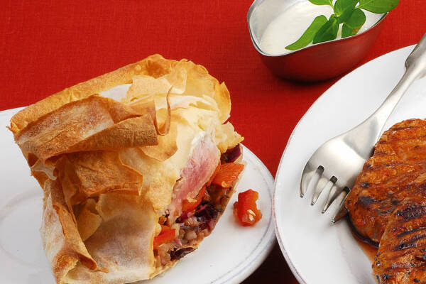 Schweinemedaillons im Yufka-Teig Rezept | Küchengötter