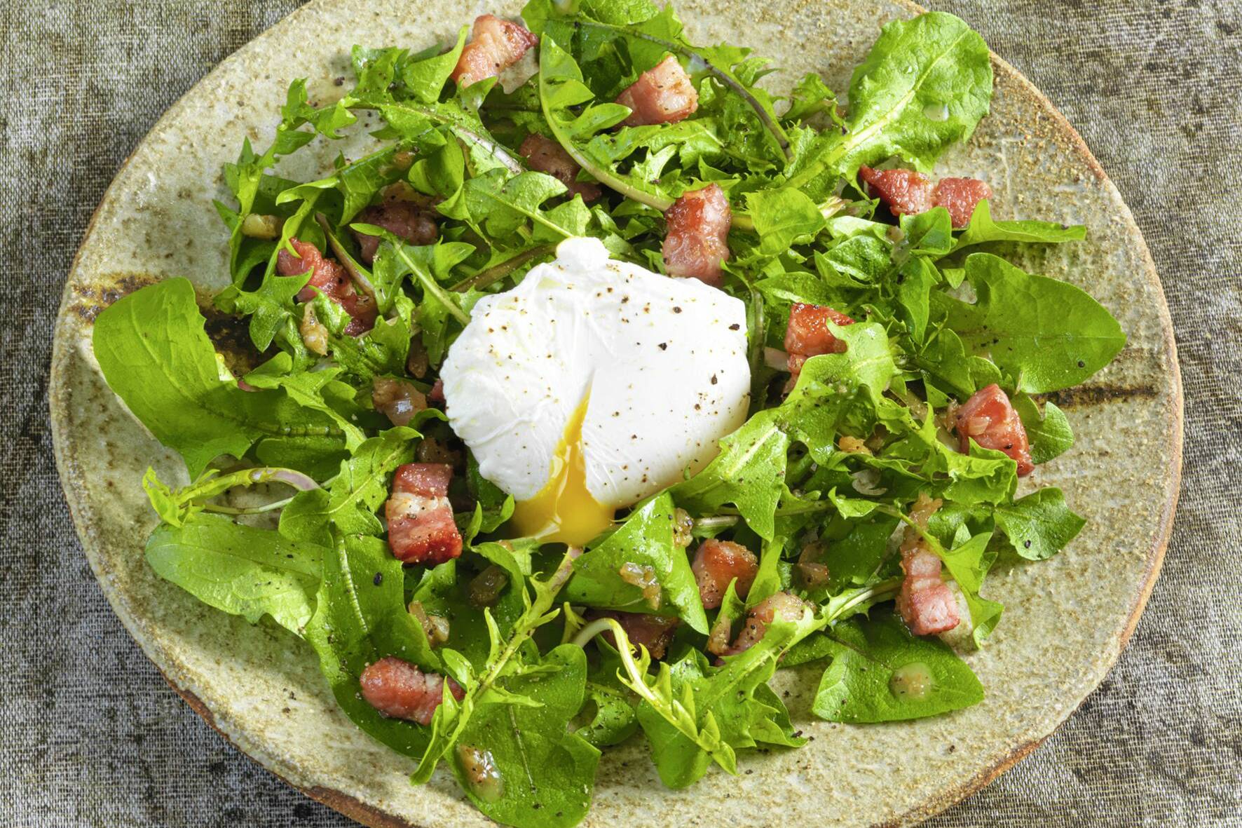 Eisberg Spinatsalat Mit Speck Und Eiern - Rezepte Suchen Eisberg Spinatsalat Mit Speck Und Eiern - Rezepte Suchen