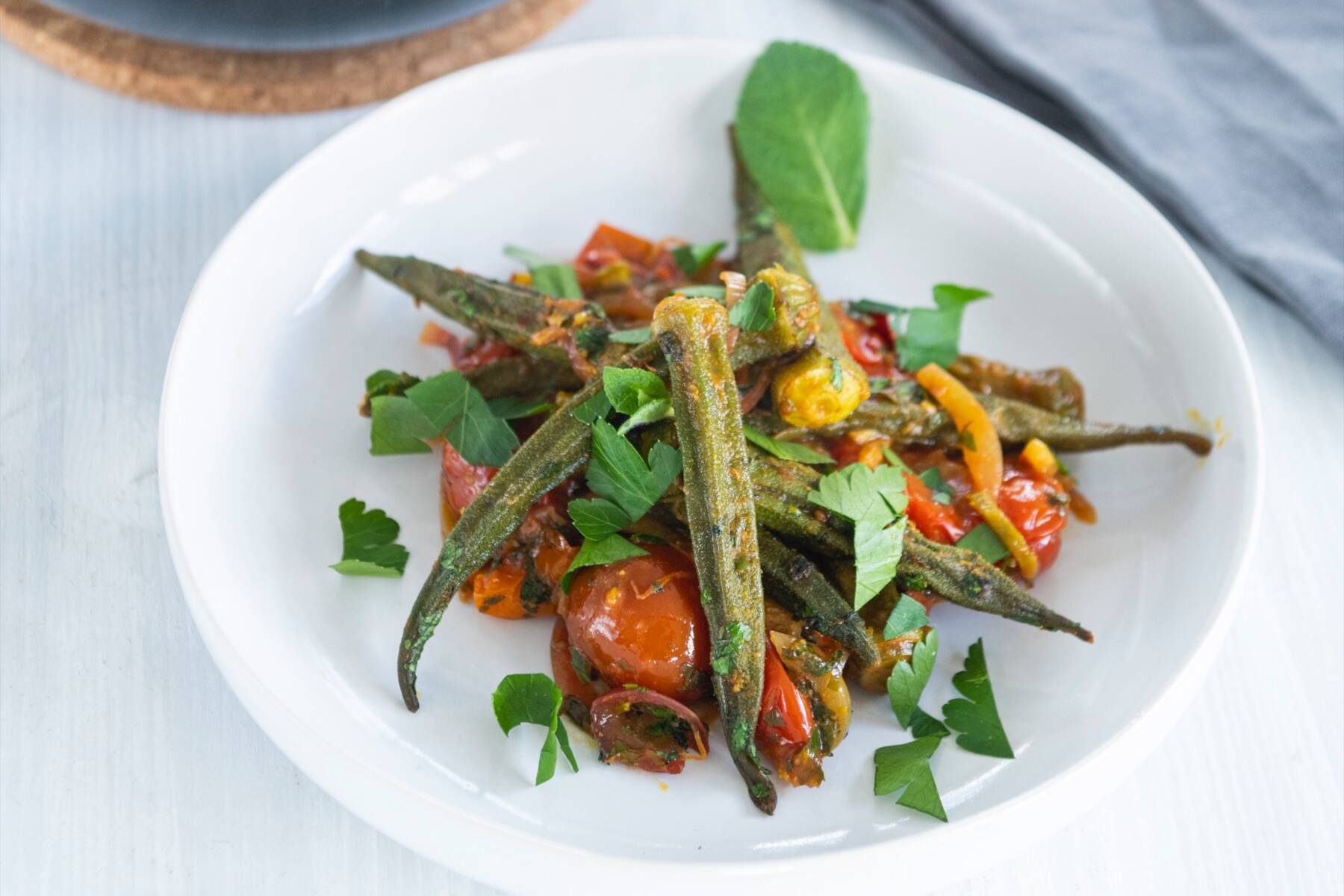 okraschoten-mit-tomaten-rezept-k-cheng-tter