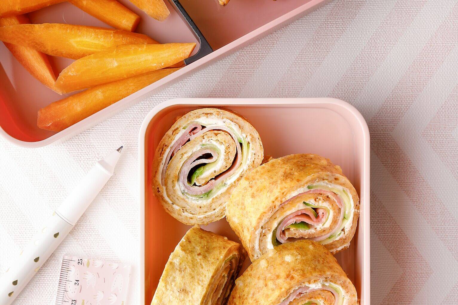 Pfannkuchenröllchen mit Schinken Rezept | Küchengötter Pfannkuchenröllchen mit Schinken Rezept | Küchengötter