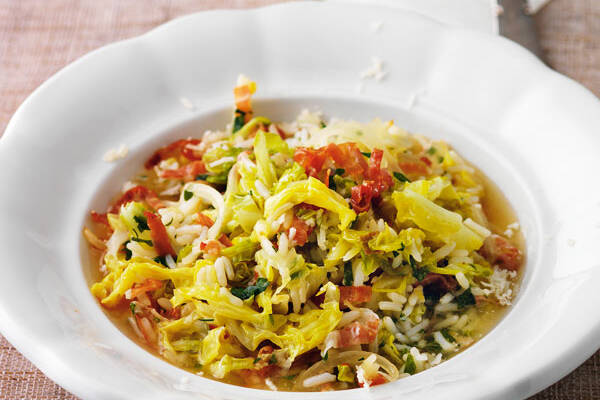 Wirsingtopf mit Käse und Reis Rezept | Küchengötter Wirsingtopf mit Käse und Reis Rezept | Küchengötter