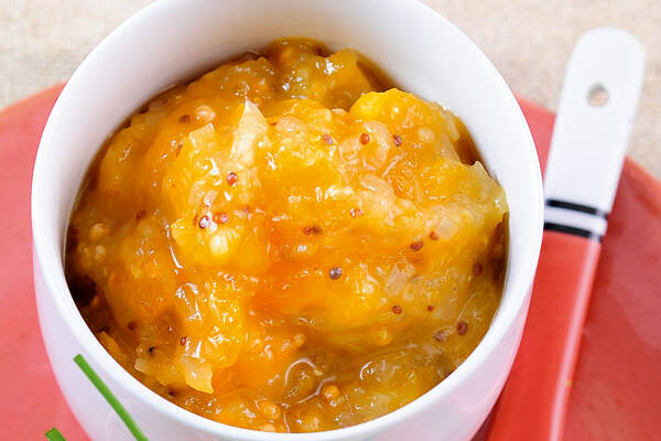 Aprikosensenf mit frischem Ingwer