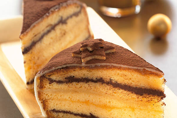 Marzipan Schichttorte Mit Schokosahne Rezept Kuchengotter