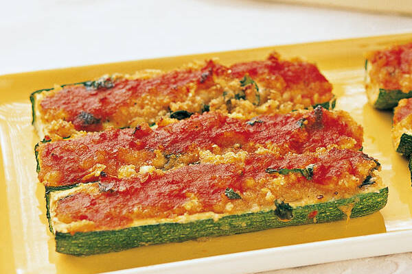 Gefüllte Zucchini italienische Art Rezept | Küchengötter