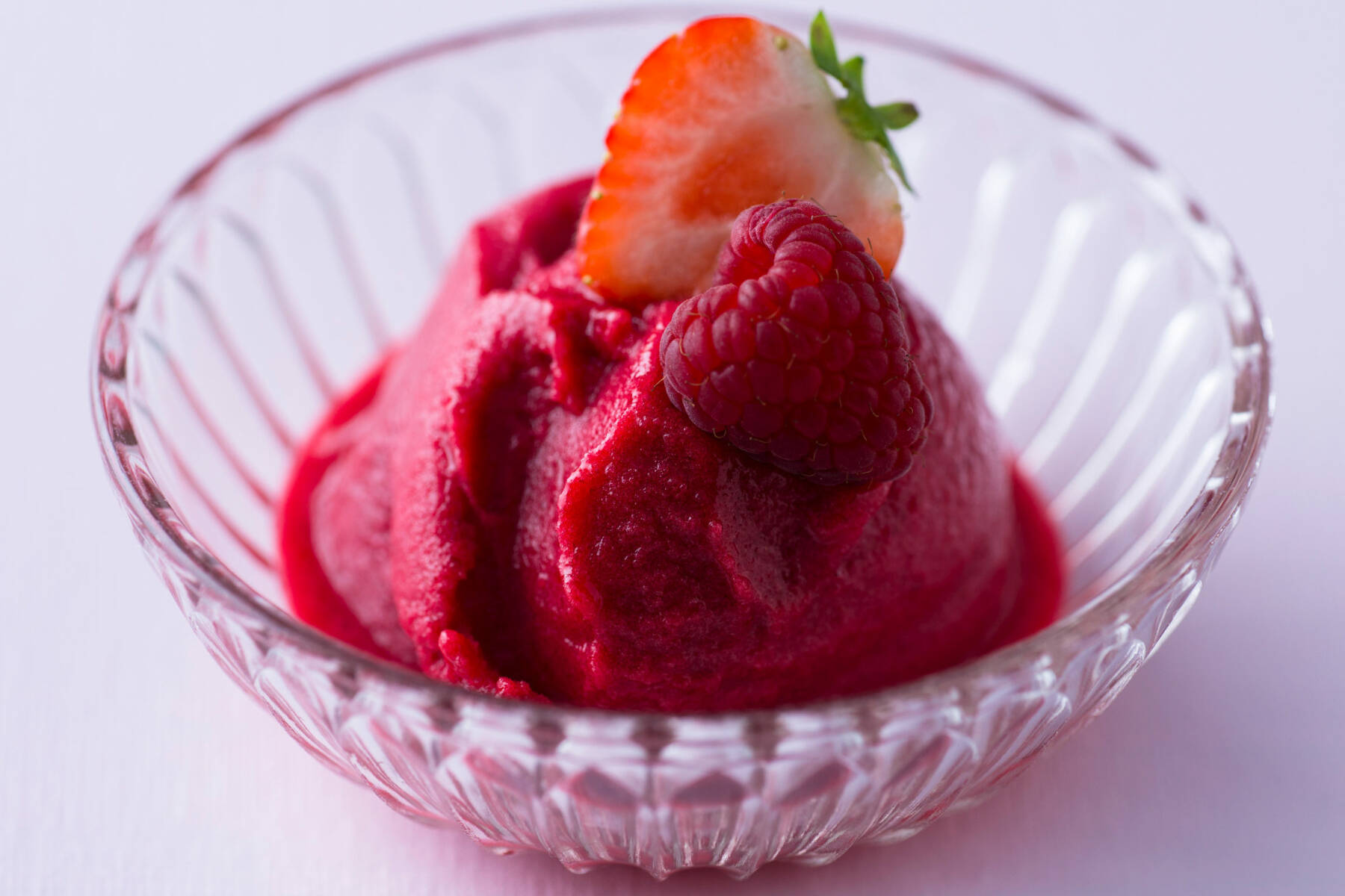 Erdbeer-Himbeer-Sorbet Rezept | Küchengötter