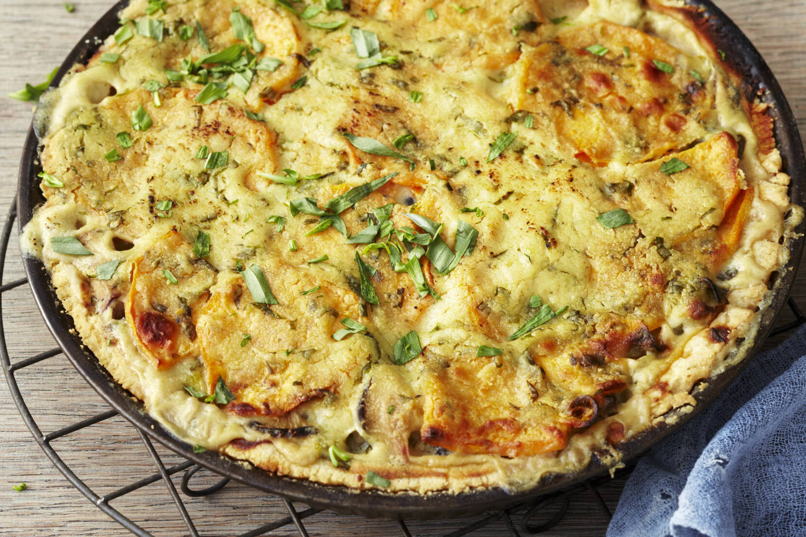 Vegane Süßkartoffel-Pilz-Quiche Rezept | Küchengötter Vegane Süßkartoffel-Pilz-Quiche Rezept | Küchengötter