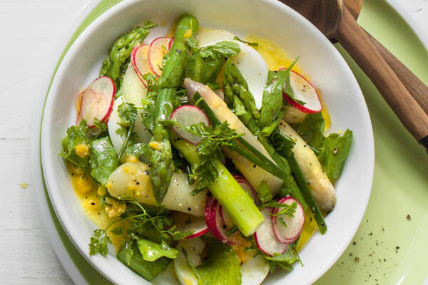 Spargelsalat Rezept | Küchengötter Spargelsalat Rezept | Küchengötter