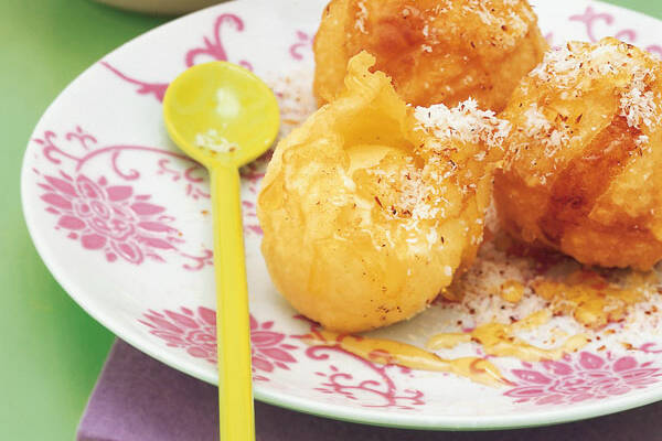 Frittiertes Eis mit Limetten-Honig-Sauce Rezept | Küchengötter Frittiertes Eis mit Limetten-Honig-Sauce Rezept | Küchengötter