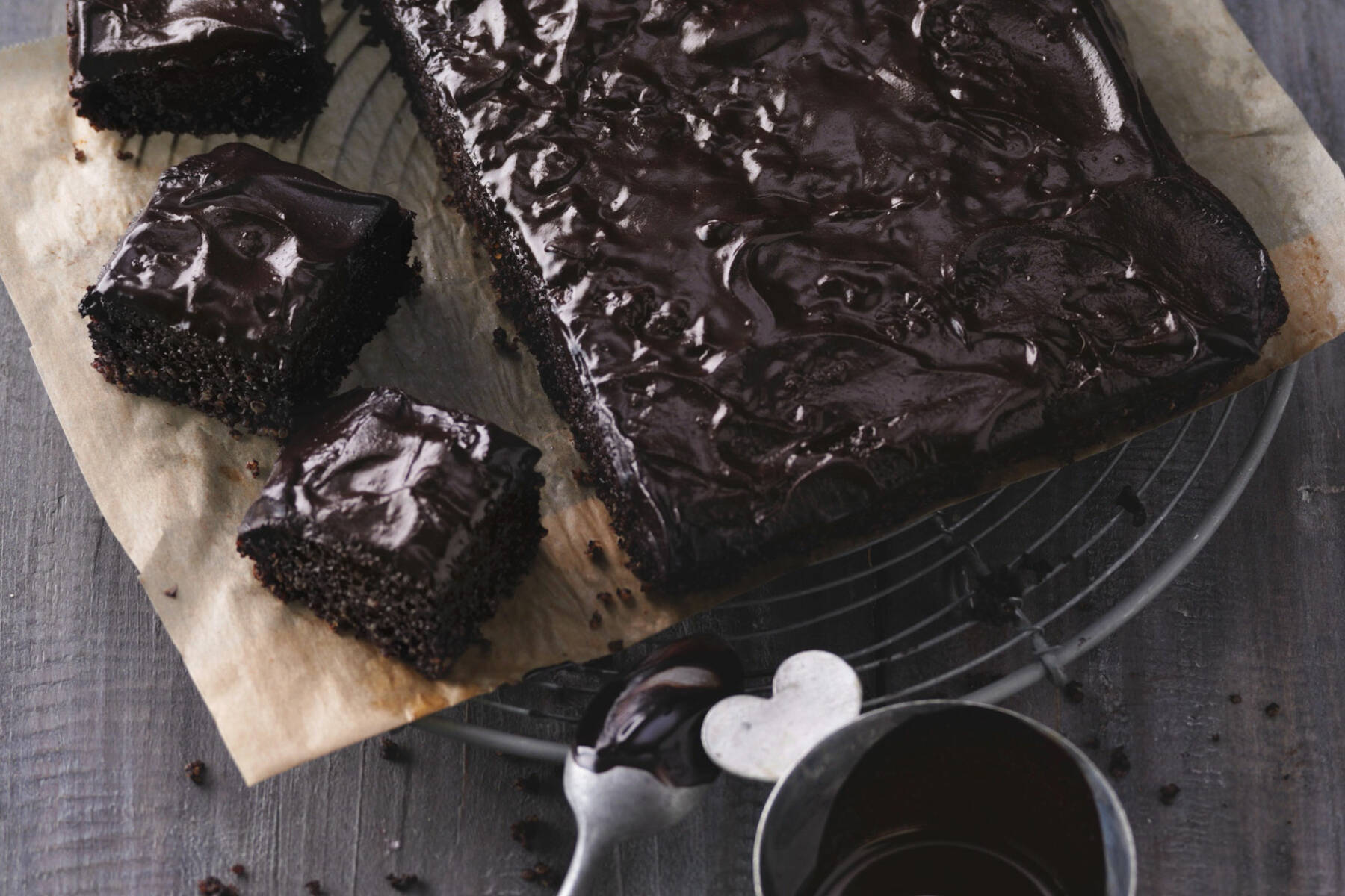 Fudge Brownies mit Quinoa I Clean Eating Rezept | Küchengötter