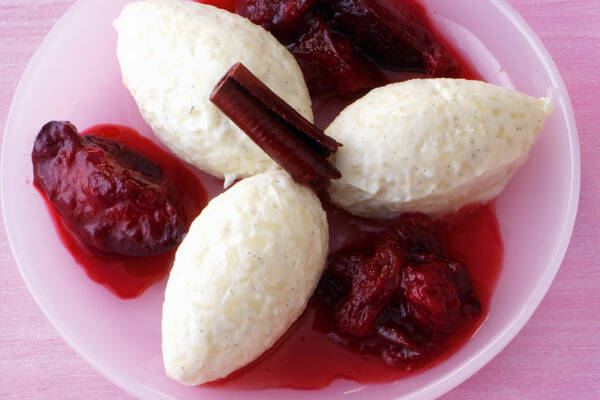 Milchreis-Quark-Creme mit Zwetschgenragout Rezept | Küchengötter Milchreis-Quark-Creme mit Zwetschgenragout Rezept | Küchengötter