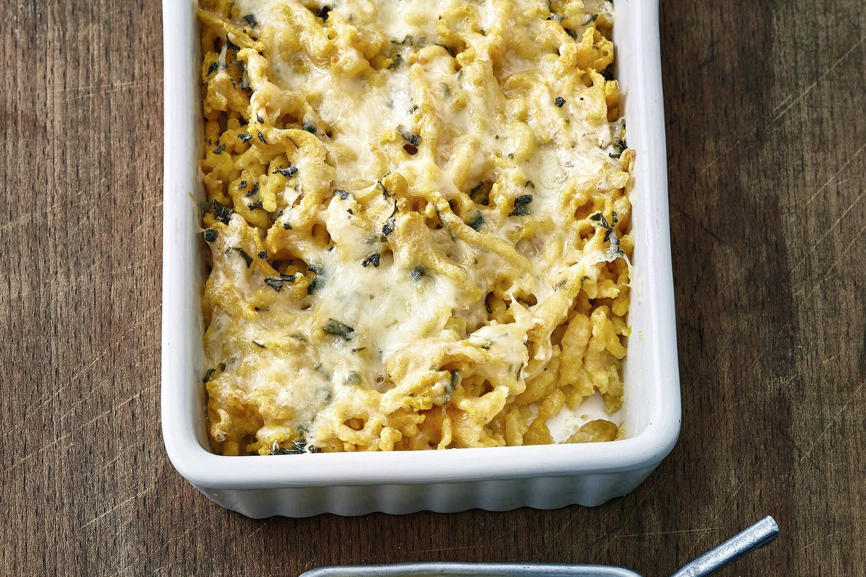 Spätzleauflauf mit Kürbis und Bergkäse Rezept | Küchengötter Spätzleauflauf mit Kürbis und Bergkäse Rezept | Küchengötter