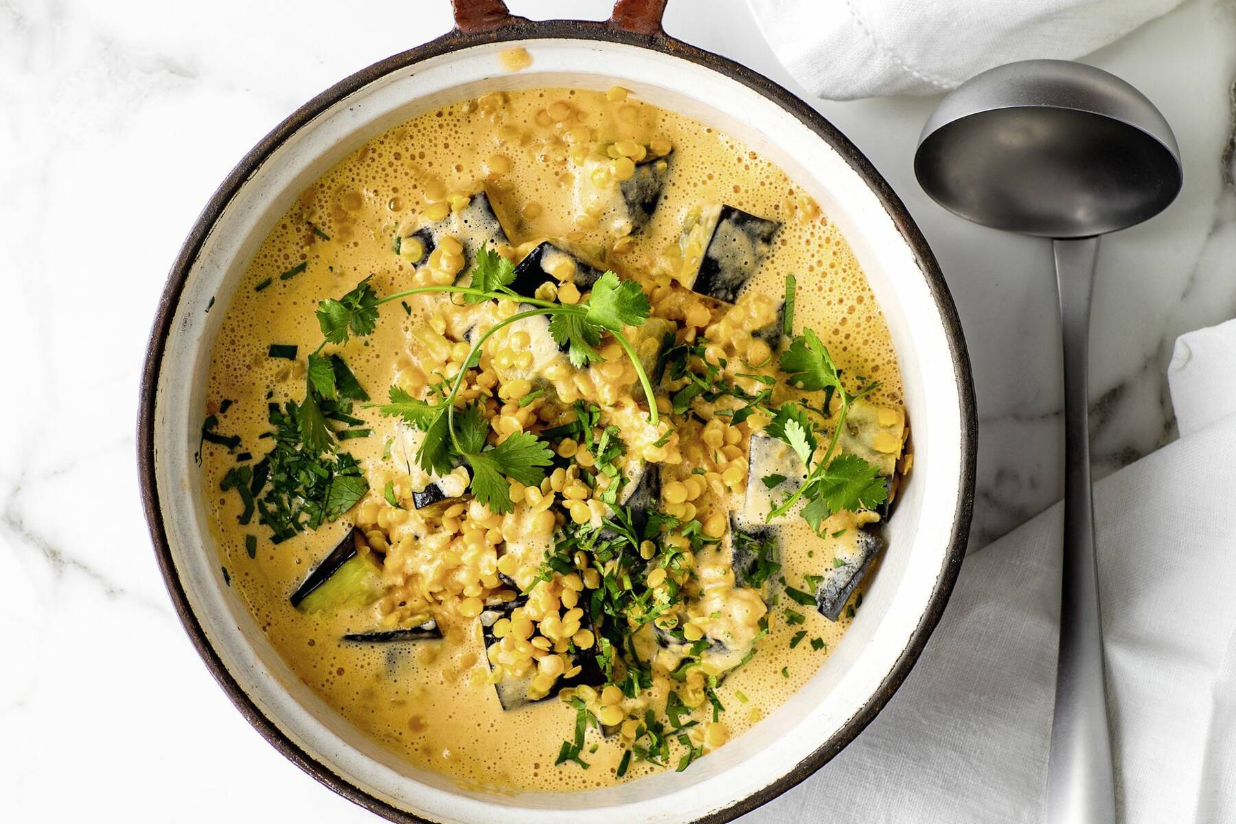 Auberginen-Eintopf mit roten Linsen Rezept | Küchengötter Auberginen-Eintopf mit roten Linsen Rezept | Küchengötter